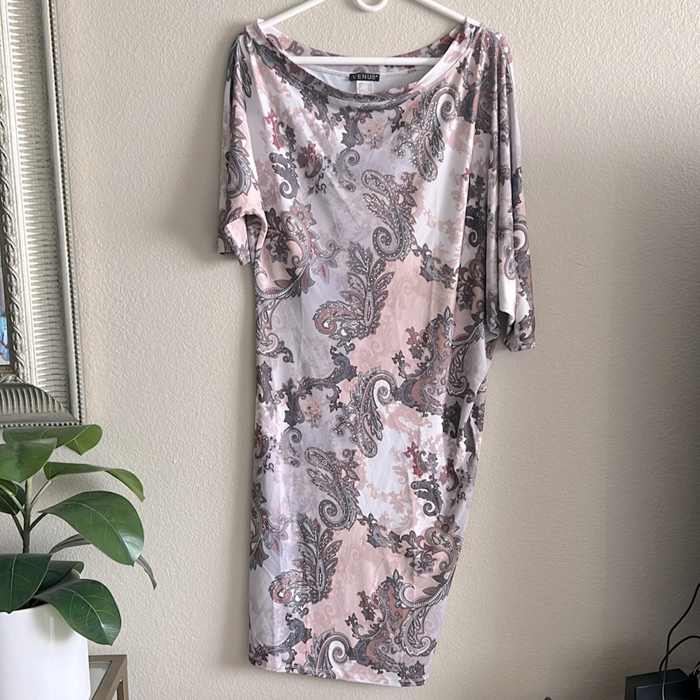 Venus Womens Paisley Rhinestone Boat Neck‎ Asymmetric Dolman Sleeve Dress Medium
